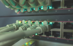 Jetzt im Juli oder August einen Termin zur Computersystemwartung vereinbaren